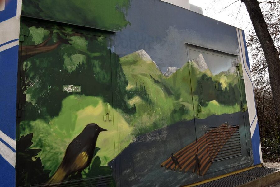 Munich: Street Art Bike Tour - The slaughterhouse district and a boat break