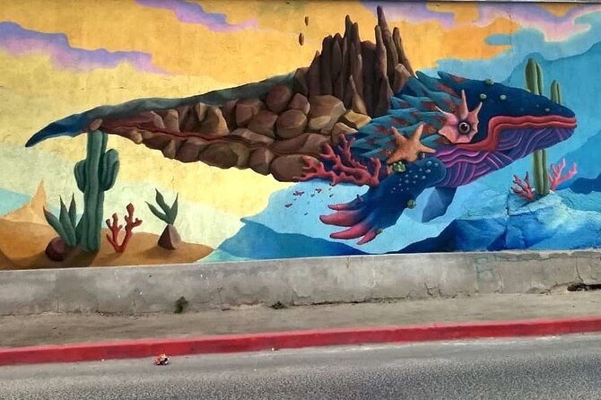 Mural and Sculpture Art Tour at the Peace Center - Parque Piedras y Pájaros and the work of Díaz Castro