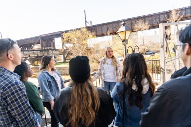 Nashville Downtown Insta Mural Shared Walking Tour - What the 90-minute schedule feels like