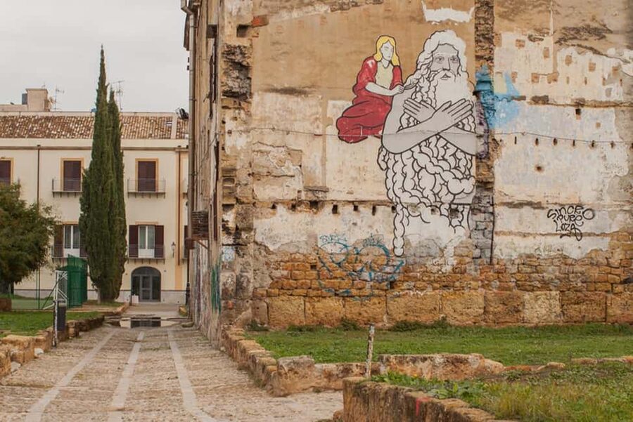 Palermo: Street Art and Urban Life Walk - Vucciria and Kalsa: art beside the old city