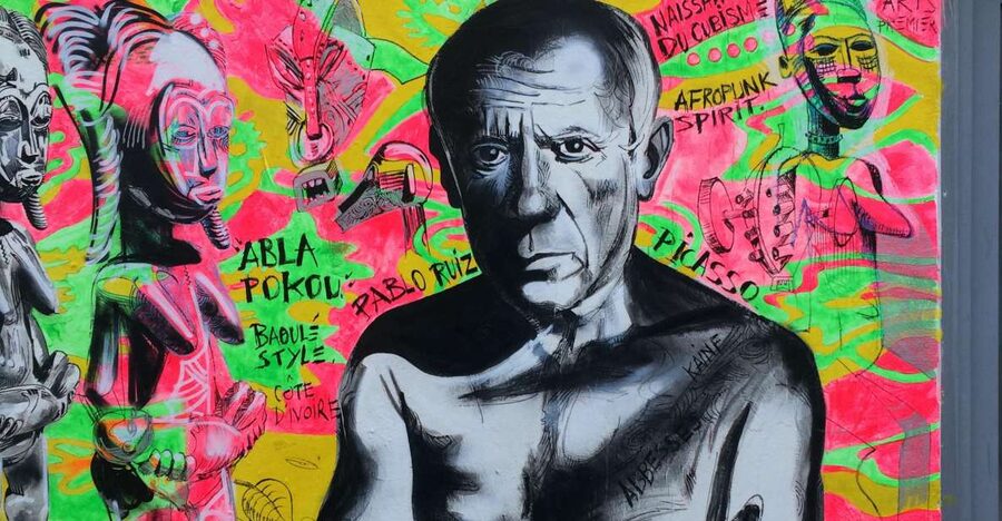 Paris: Montmartre Street Art Tour with an Artist - Why Montmartre Works So Well for Street Art