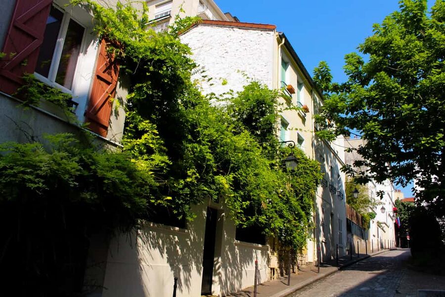 Paris Street Art at La Butte-aux-Cailles - Why La Butte-aux-Cailles makes a good street-art district
