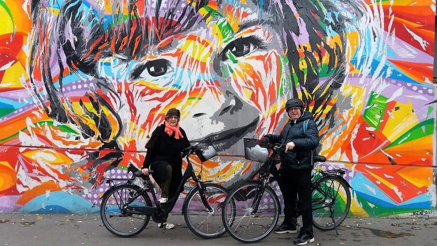 Paris: Street Art Open-Air Museum Bike Tour - Riding from central Paris toward ZAC Paris 13