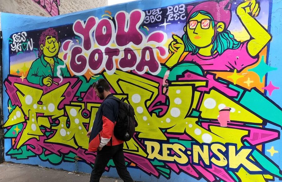 Paris: Street Art Open-Air Museum Bike Tour - What the guide adds to the ride