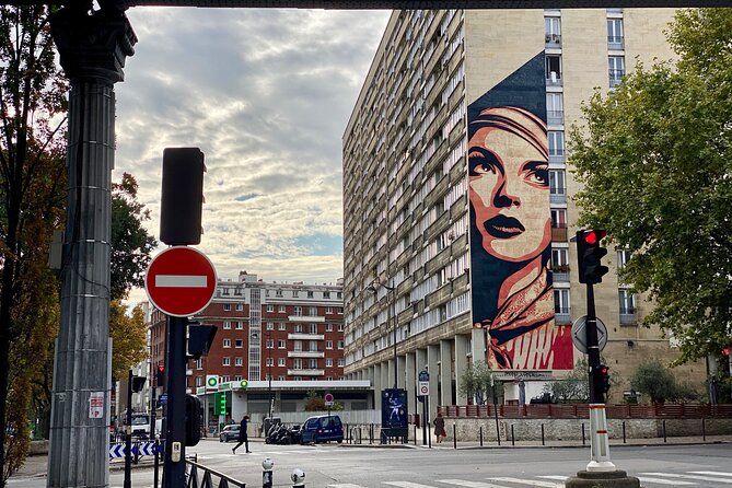 Paris Street Art, smartphone audioguided tour - How the Rewind app changes the walking experience