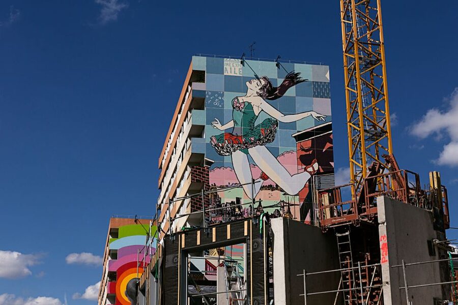 Paris: Urban Art Murals Walking Tour with an Expert - Meeting at Nationale and getting ready for the walk