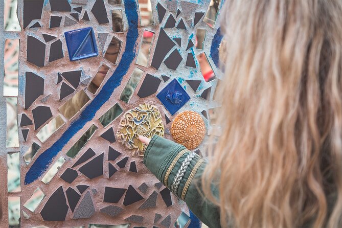 Philadelphia Murals and Street Art Tour with Magic Gardens - Philadelphia’s Magic Gardens makes the right finale