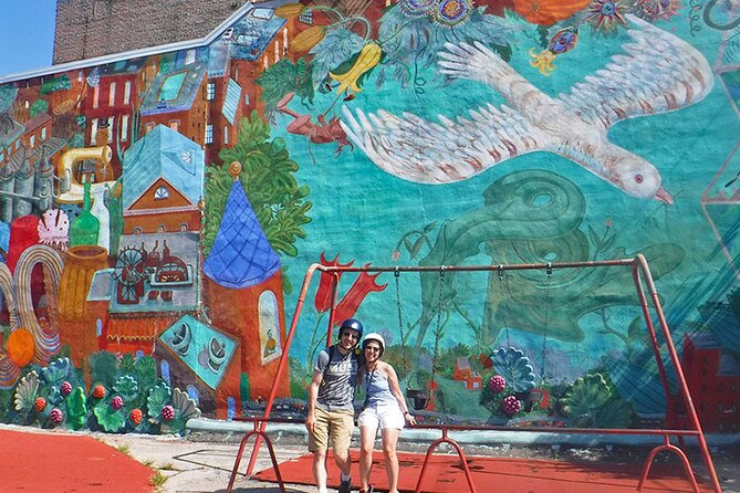 Philadelphia Murals and Street Art Tour with Magic Gardens - What the guides add to the experience