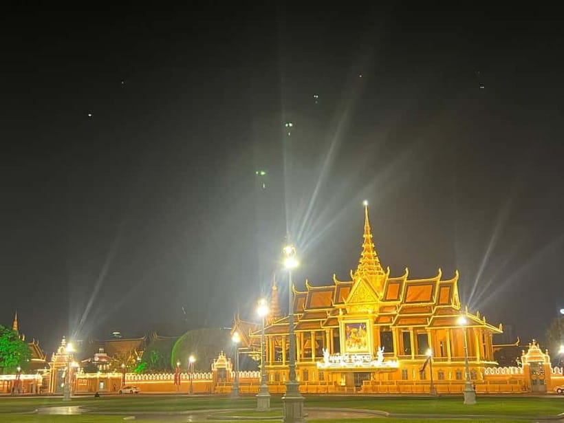 Phnom Penh: Street Art and Food Tour with Pickup and Beer - Why this tour works as a first Phnom Penh evening