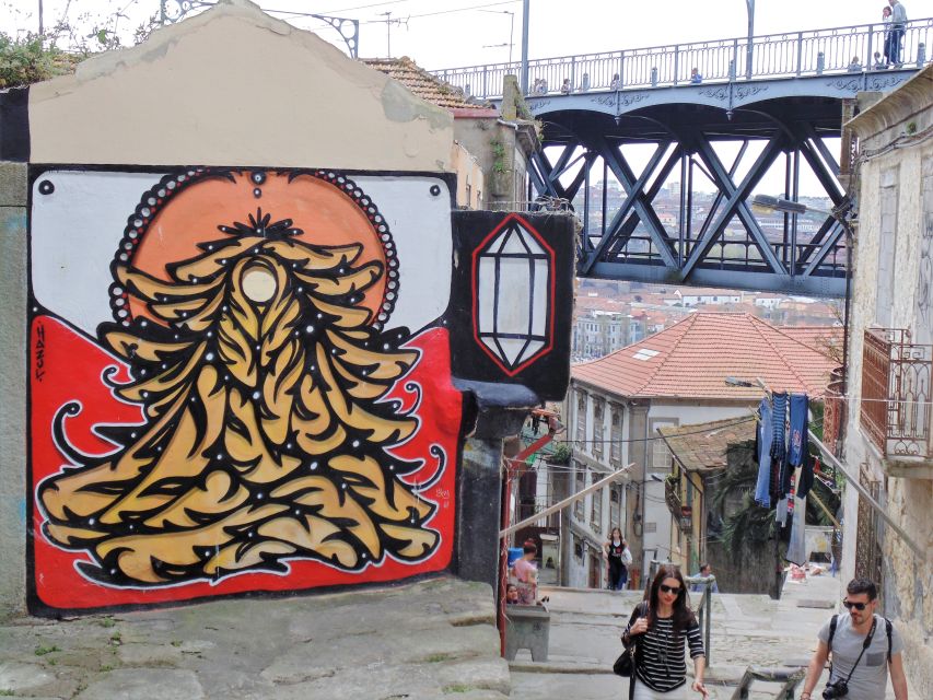 Porto: Half-Day Street Art Tour - The final 75 minutes and the changing view of Porto