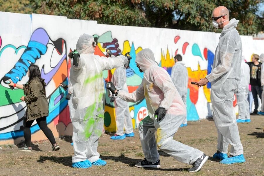 Prague Graffiti Workshop For Groups & Team-Building Groups - Who gets the best value from the $388 price?