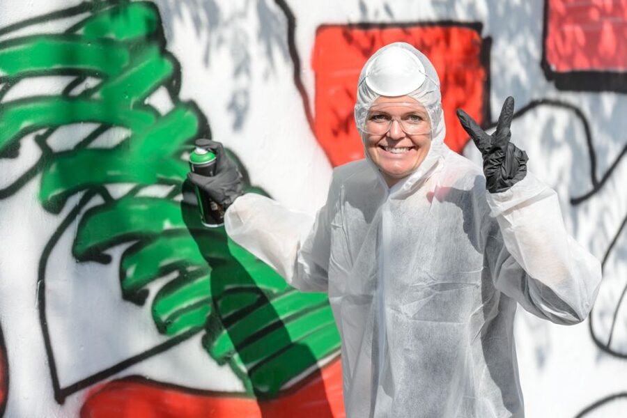Prague Graffiti Workshop For Groups & Team-Building Groups - The guides make the difference