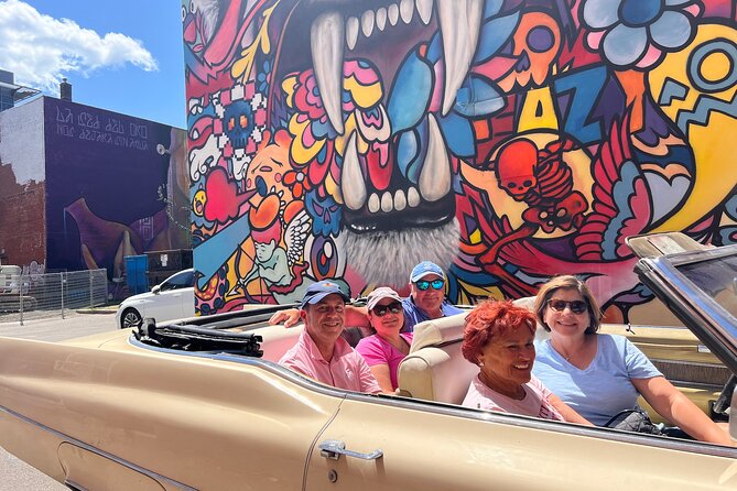 PRIVATE 2-Hour tour of Montréal in Convertible Cadillac + Murals - Key points to know before booking