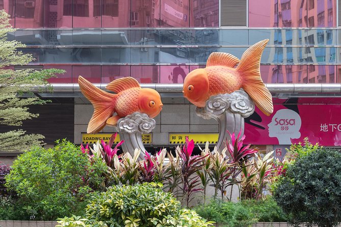 Private & Personalized Hong Kong Street Art Tour with a Local - Why this walk is more than a mural checklist