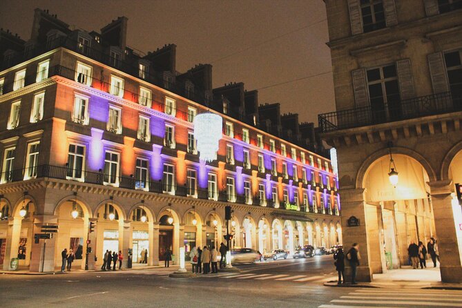 Private Street Art Tour in Paris with Local Expert - Montmartre away from the postcard crowds
