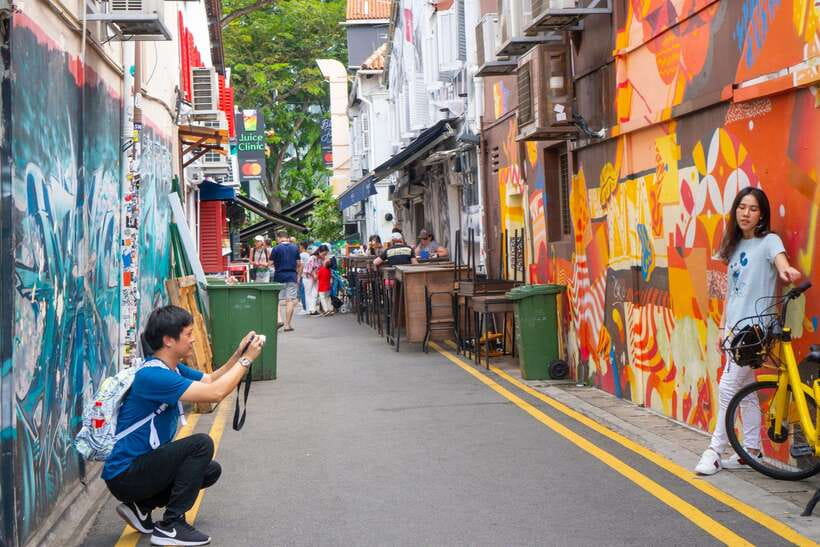 Private Street Art Tour in Singapore - What the three-hour route actually gives you