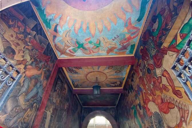 Private Street Food & Mural Art Tour in Mexico City - Timing, transport, and the private format