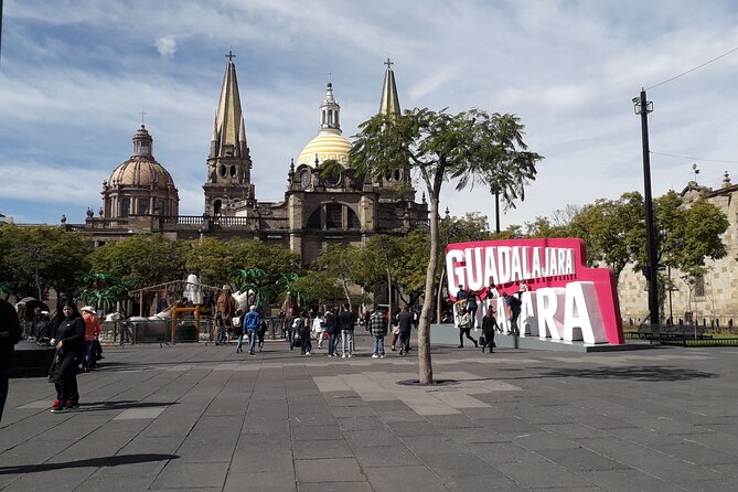 Private Walking Tour Guadalajara History and Murals with Guide - Key points to know before you book