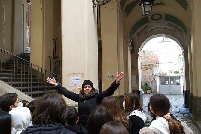 Rione Sanità Street Art and Traditions Tour for Small Groups - Coffee, Fiocco di Neve, and the taste of Sanità