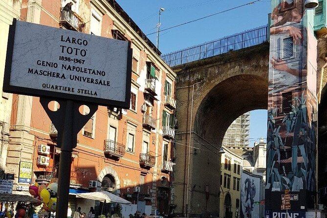 Rione Sanità tour among baroque, revival, street art & food - Baroque beauty beside everyday Naples