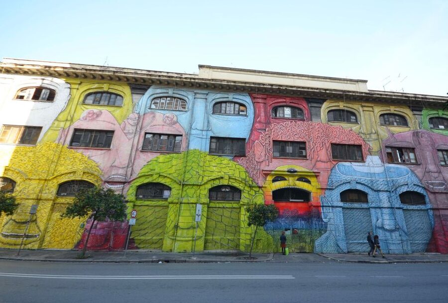 Rome: Ostiense Graffiti and Modern Street Art Walking Tour - What the small group and headsets change