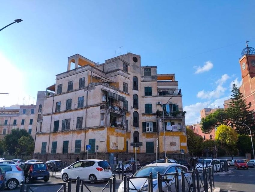 Rome street art tour: off the beaten path with a local guide - Gelato, water, and summer planning