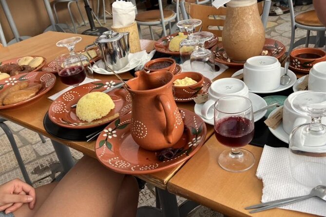 Sal island: Private Santa Maria City Tour, Street Art and Tapas - Cape Verdean tapas at a local restaurant