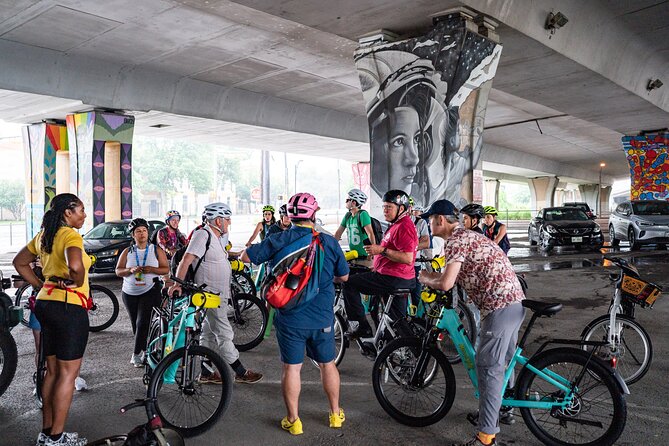 San Antonio E-Bike Tour: Murals, Street Art and Hidden Gems - Pearl Brewery and the city’s changing character