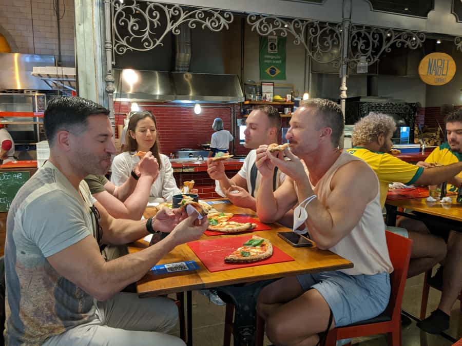 Sao Paulo, Pinheiros - Food & Graffiti Tour | in English - Reading São Paulo Through Its Graffiti