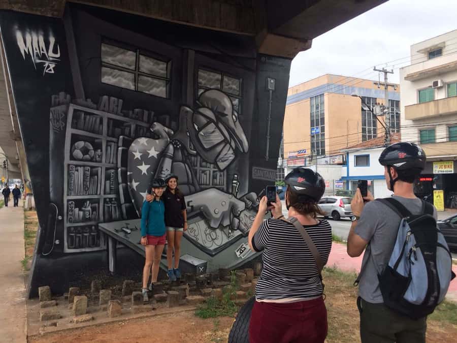 São Paulo: Street Art Bike Tour - Key details that shape the ride