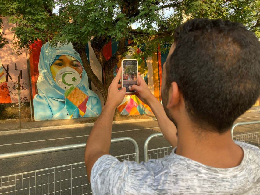 São Paulo: Street Art Bike Tour - Beco do Batman, the central art stop