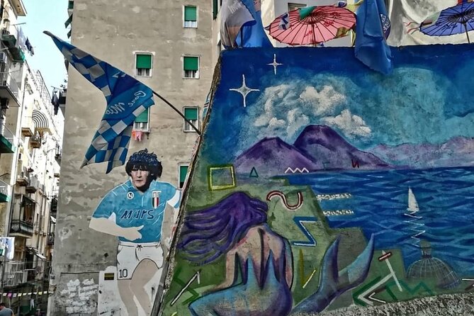 Spanish Quarter of Neaples StreetArt & Traditions, with coffee and babà - Contemporary art near Via Toledo