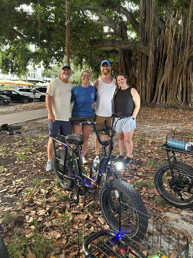 St. Petersburg, FL: Sightseeing & Murals Electric Bike Tour - Why an e-bike is a smart way to see St. Petersburg