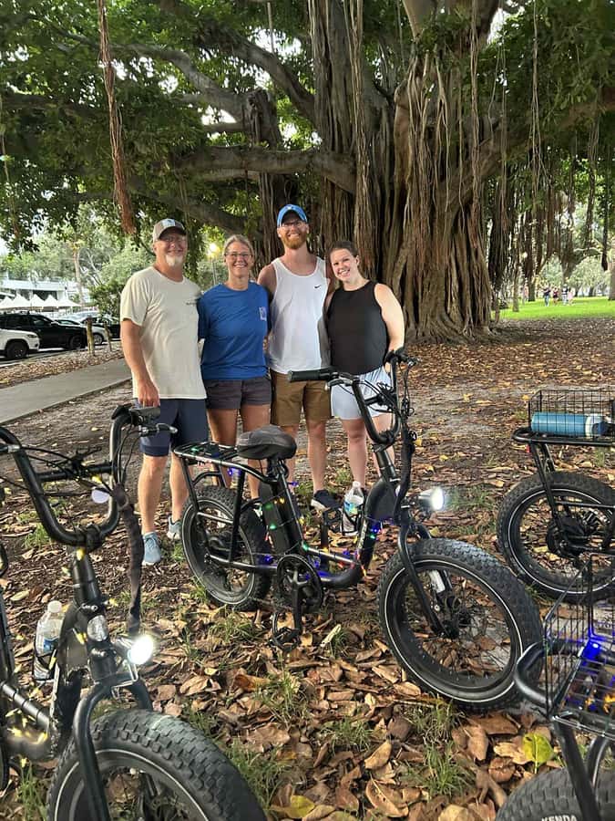St. Petersburg, FL: Sightseeing & Murals Electric Bike Tour - Riding past the Dali Museum