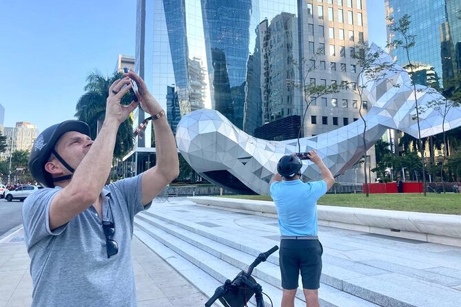 Street Art and Park Bike Tour - Paulista Avenue and São Paulo’s cultural core