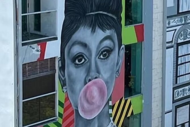 Street Art & Cemetery Cultural Tour - half day - Key points to know before booking