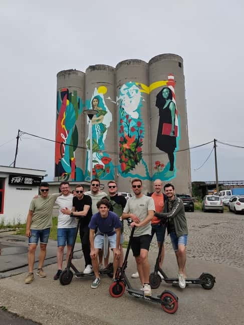 Street Art E Scooter tour - Why an E Scooter works well here