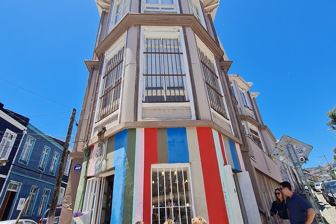 Street Art in Valparaiso and Wines in Casablanca from Santiago - Key things to know before booking