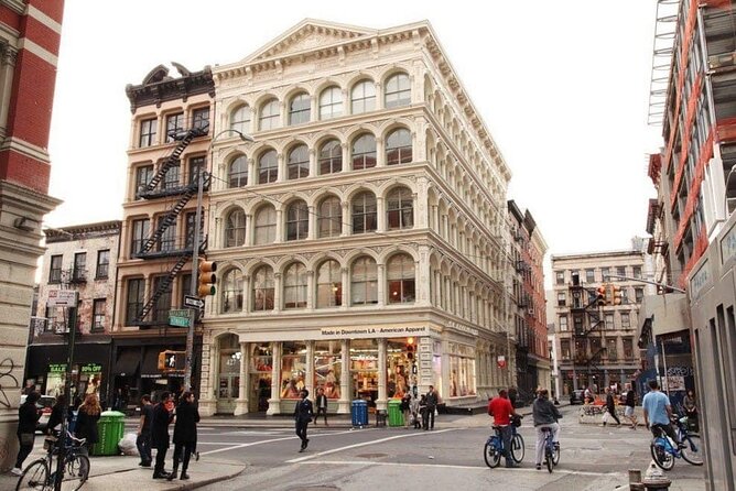 Street art tour at Soho - Who will get the most from this tour