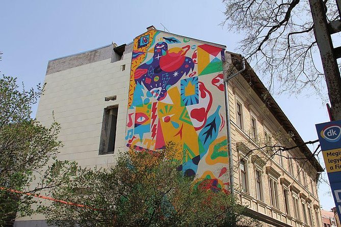 Street Art Tour Budapest - Why Budapest street art works so well as a history lesson