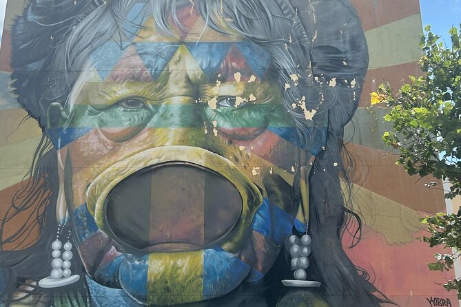 Street Art Tour by Tuk Tuk Joy - Marvila, festival murals, and 8 Marvila