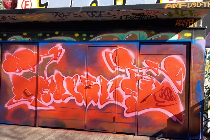 Street Art Tour Dresden Neustadt - What the guide adds, and where the risk lies