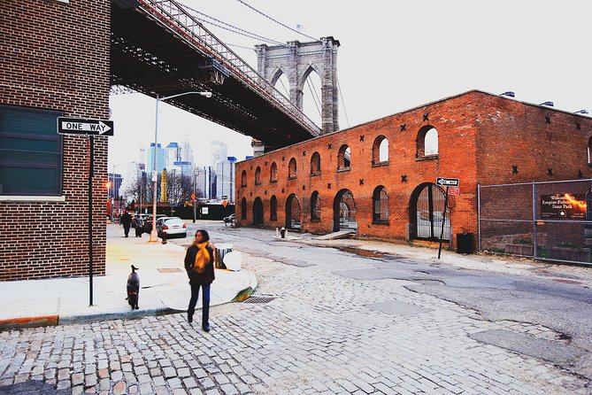 Street Art Tour in New York City with Local Expert Guide - SoHo, hip-hop, and the final Manhattan stretch