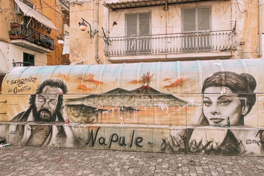 Street art tour of the Spanish Quarters & Maradona idol - Maradona and the faith of Naples