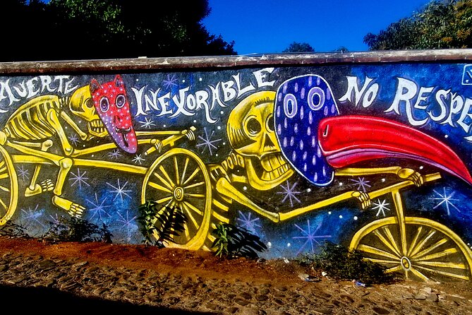 Street Art Tour With An Artist in Oaxaca - El Llano Park: a short pause between neighborhoods