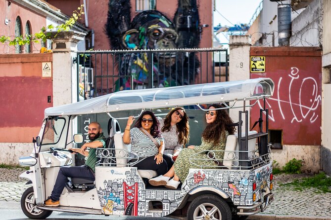 Street Art - Tuk Tuk Tour - Why a tuk-tuk works so well for Lisbon street art
