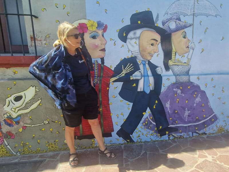 Street Art with an artist - Group size, language, and walking demands