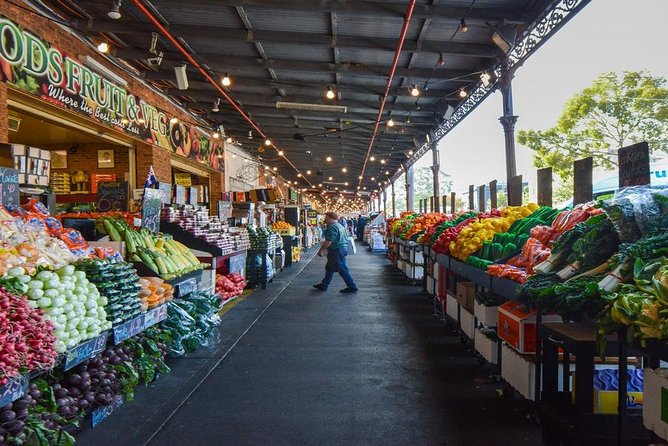 Street Food & Street Art, Backroads & Boroughs - Acland Street Village: beachside color and local flavor