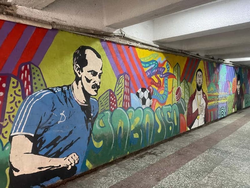 Tbilisi: Street Art and Graffiti Guided Walking Tour - Meeting Giorgi, George, or Sara