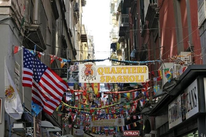 The Spanish Quarters, Street Art and Local Market Tour in Naples - Key points at a glance